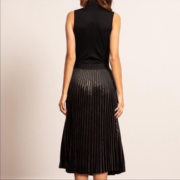LUCY PARIS NWT Metallic Velvet Pleated Midi Skirt - Picture 4 of 11